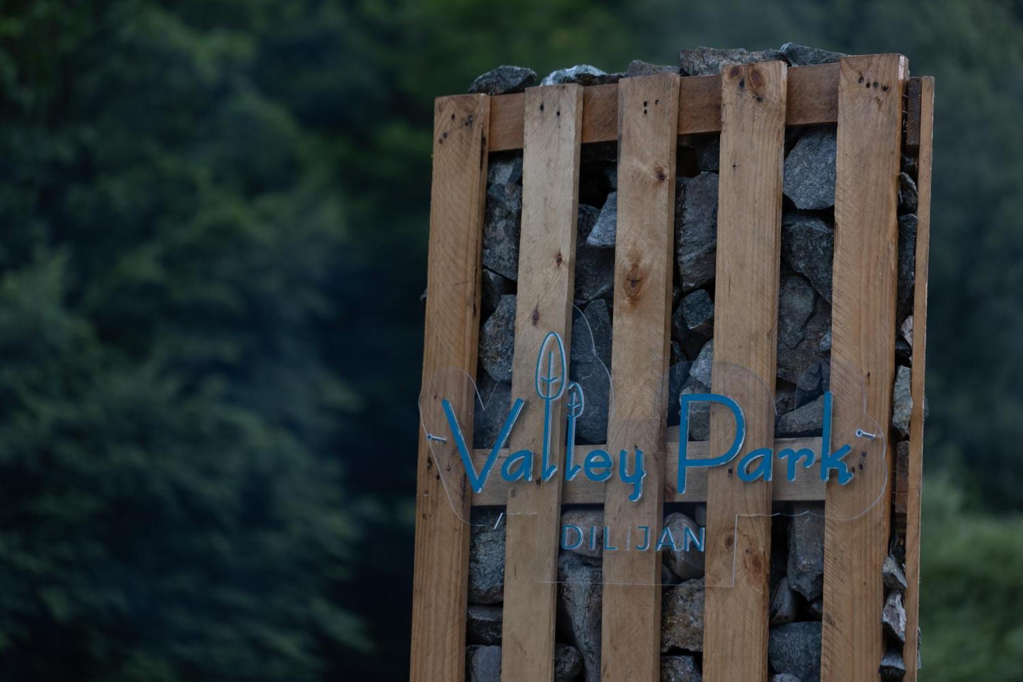 Valley Park Dilijan Luaran gambar